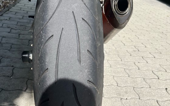 Gebrauchtmotorrad KTM 1290 Super Duke R - Bild 12 Gebrauchtmotorrad KTM 1290 Super Duke R - Bild 12