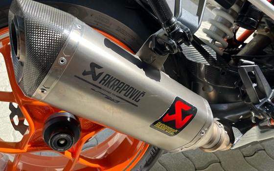 Gebrauchtmotorrad KTM 1290 Super Duke R - Bild 5 Gebrauchtmotorrad KTM 1290 Super Duke R - Bild 5