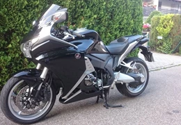 Gebrauchte Honda VFR 1200 F Gebrauchte Honda VFR 1200 F
