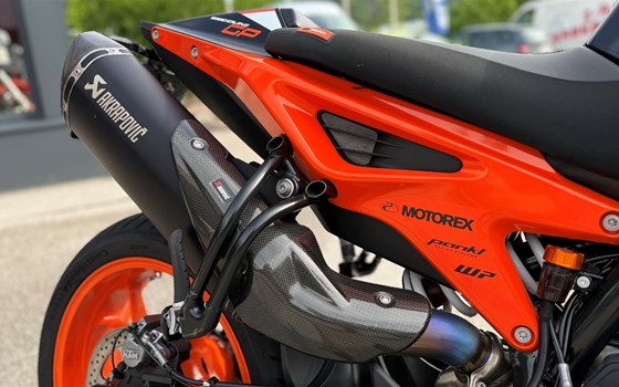 Gebrauchtmotorrad KTM 890 Duke GP - Bild 5 Gebrauchtmotorrad KTM 890 Duke GP - Bild 5
