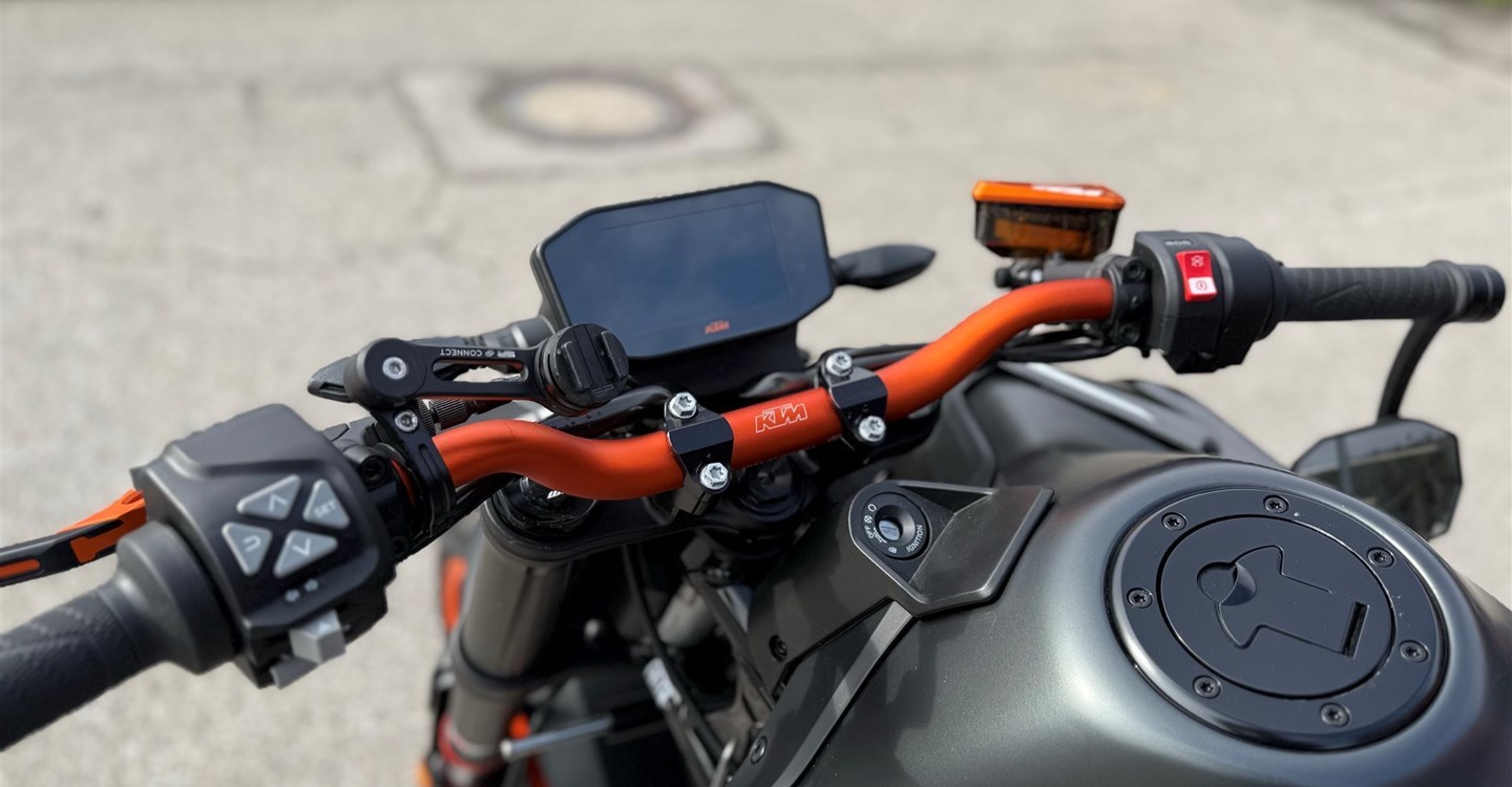 Angebot KTM 890 Duke GP