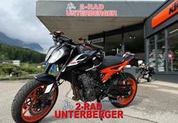 Gebrauchte KTM 890 Duke GP
