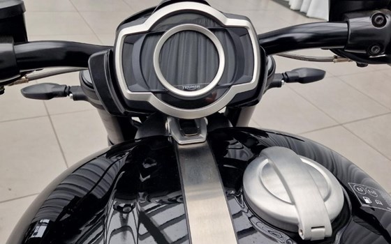 Neufahrzeug Triumph Rocket III - Bild 11 Neufahrzeug Triumph Rocket III - Bild 11
