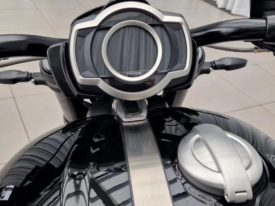 Angebot Triumph Rocket III Bild 11: Angebot Triumph Rocket III