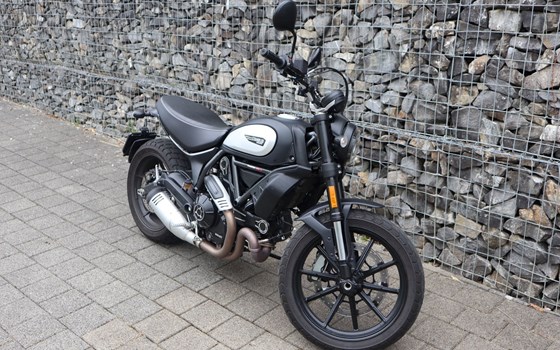 Motorrad Occasion Ducati Scrambler Icon Dark - Bild 2