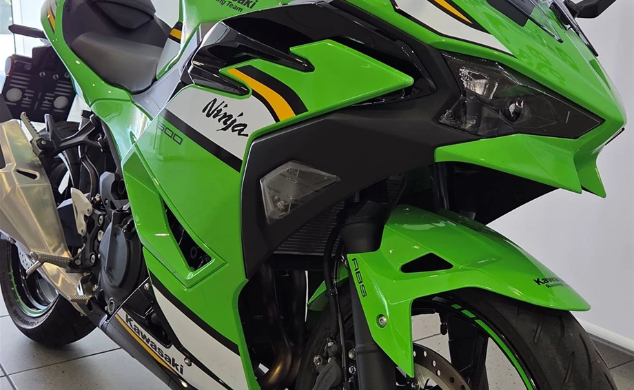 Angebot Kawasaki Ninja 500 SE Bild 6: Angebot Kawasaki Ninja 500 SE