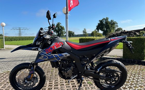 Gebrauchtmotorrad Aprilia SX 125 - Bild 2 Gebrauchtmotorrad Aprilia SX 125 - Bild 2