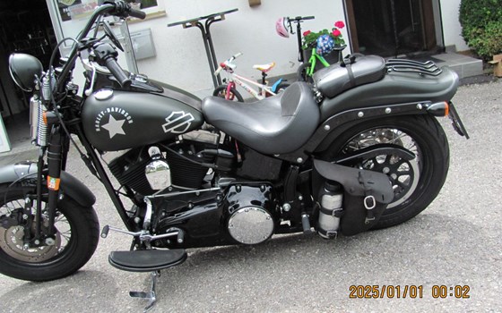 Gebrauchtmotorrad Harley-Davidson Softail Cross Bones FLSTSB - Bild 3 Gebrauchtmotorrad Harley-Davidson Softail Cross Bones FLSTSB - Bild 3
