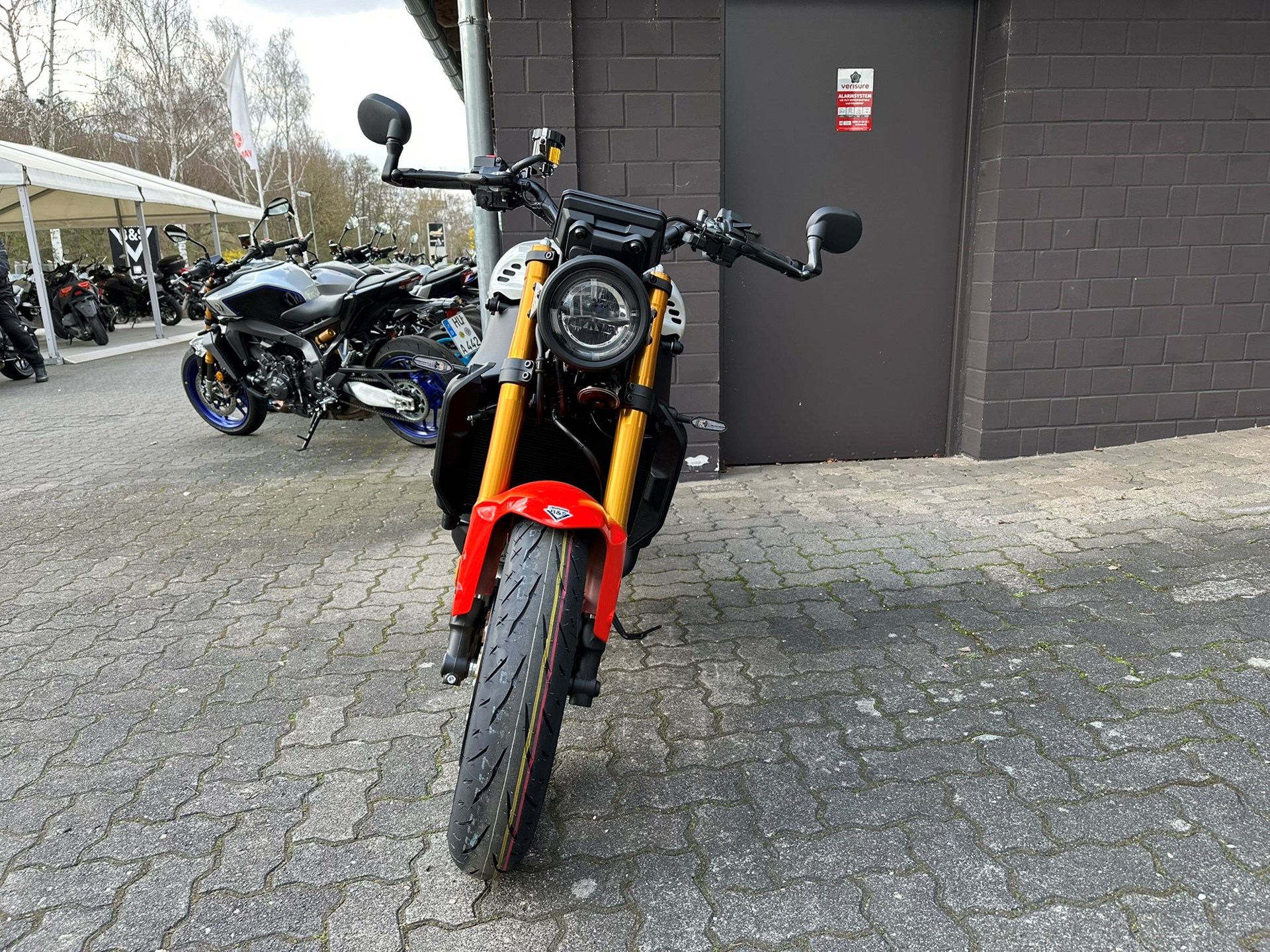 Yamaha XSR900