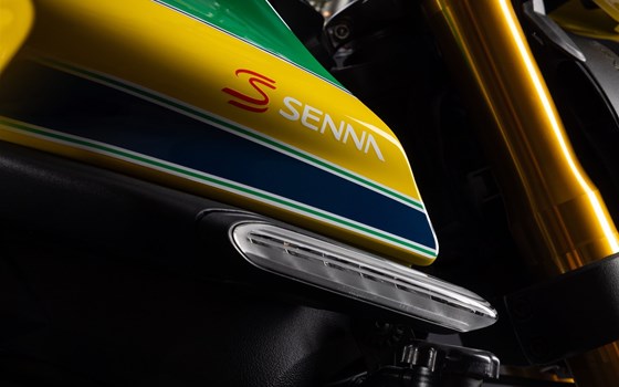 Neufahrzeug Ducati Monster Senna - Bild 2 Neufahrzeug Ducati Monster Senna - Bild 2