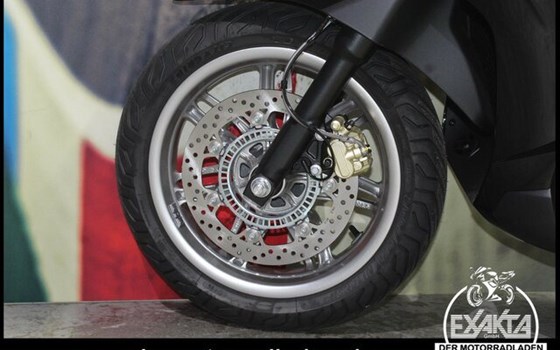 Neufahrzeug Piaggio Beverly 400 hpe - Bild 20