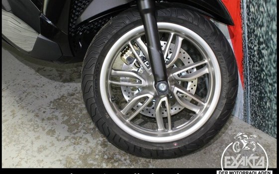 Neufahrzeug Piaggio Beverly 400 hpe - Bild 24