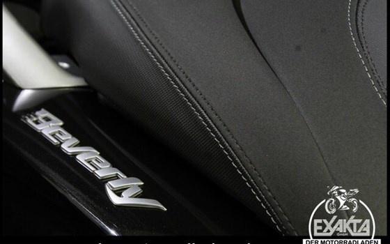 Neufahrzeug Piaggio Beverly 400 hpe - Bild 28