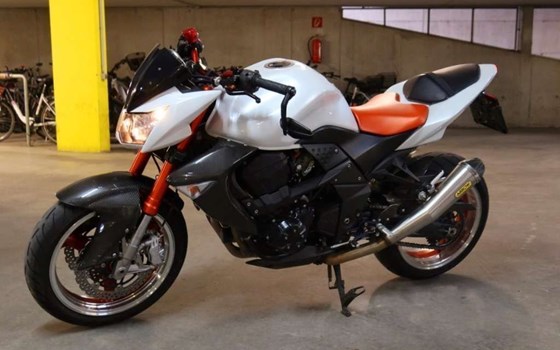 Gebrauchtmotorrad Kawasaki Z1000 - Bild 1 Gebrauchtmotorrad Kawasaki Z1000 - Bild 1