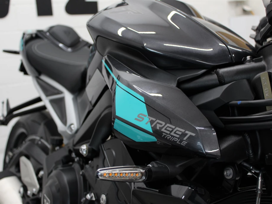 Angebot Triumph Street Triple 765 RS Bild 6: Angebot Triumph Street Triple 765 RS