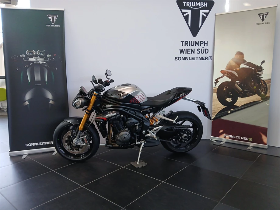 Angebot Triumph Speed Triple 1200 RS Bild 1: Angebot Triumph Speed Triple 1200 RS