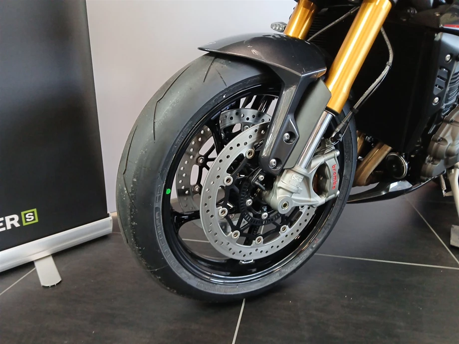 Angebot Triumph Speed Triple 1200 RS Bild 5: Angebot Triumph Speed Triple 1200 RS