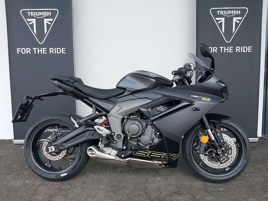 Angebot Triumph Daytona 660 Bild 2: Angebot Triumph Daytona 660