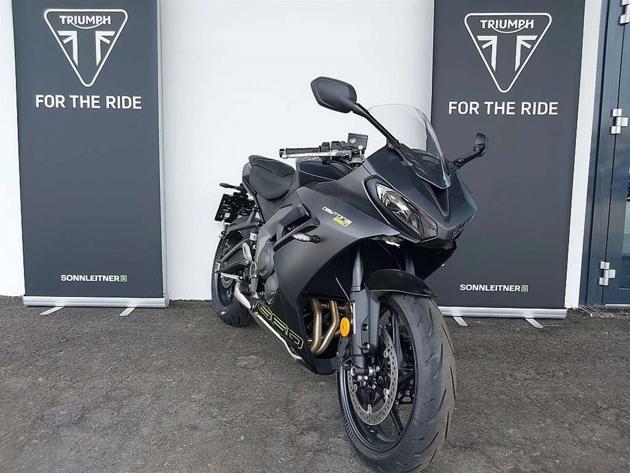 Angebot Triumph Daytona 660 Bild 4: Angebot Triumph Daytona 660