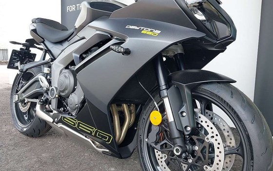 Neufahrzeug Triumph Daytona 660 - Bild 6