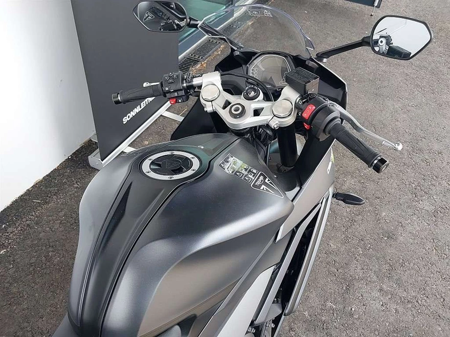 Angebot Triumph Daytona 660 Bild 7: Angebot Triumph Daytona 660