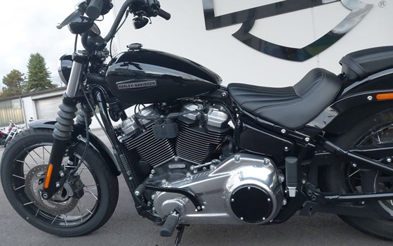 Gebrauchtmotorrad Harley-Davidson Street Bob 117 - Bild 13