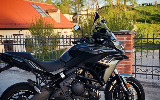 Gebrauchtmotorrad Kawasaki Versys 650 - Bild 1 Gebrauchtmotorrad Kawasaki Versys 650 - Bild 1