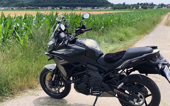 Gebrauchtmotorrad Kawasaki Versys 650 - Bild 4 Gebrauchtmotorrad Kawasaki Versys 650 - Bild 4