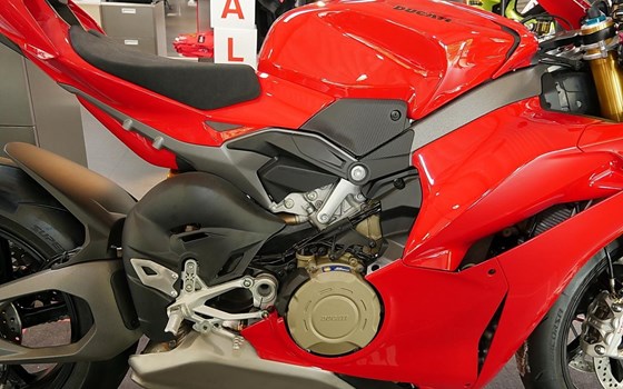Neufahrzeug Ducati Panigale V4 S - Bild 4