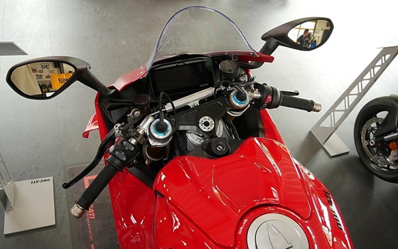 Neufahrzeug Ducati Panigale V4 S - Bild 7