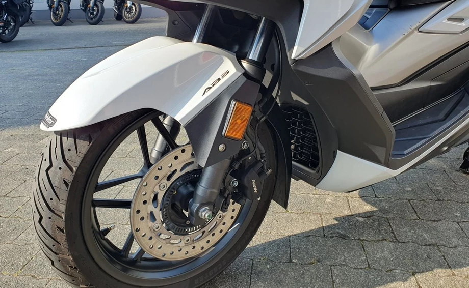 Offer Honda Forza 350 Bild 14: Offer Honda Forza 350