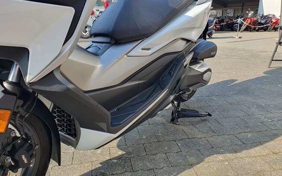 Gebrauchtmotorrad Honda Forza 350 - Bild 15