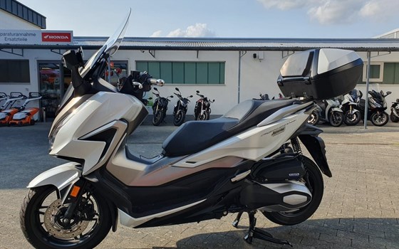 Gebrauchtmotorrad Honda Forza 350 - Bild 16