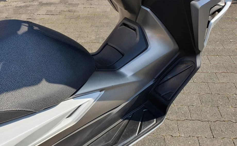 Angebot Honda Forza 350 Bild 6: Angebot Honda Forza 350