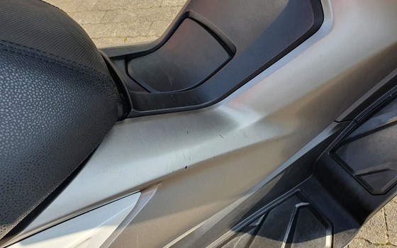 Gebrauchtmotorrad Honda Forza 350 - Bild 7