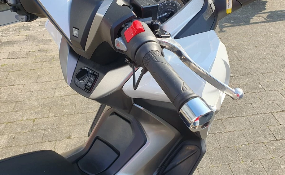 Offer Honda Forza 350 Bild 8: Offer Honda Forza 350