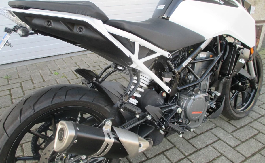 Angebot KTM 390 Duke Bild 3: Angebot KTM 390 Duke