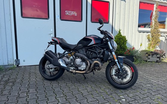 Gebrauchtmotorrad Ducati Monster 821 Dark - Bild 2