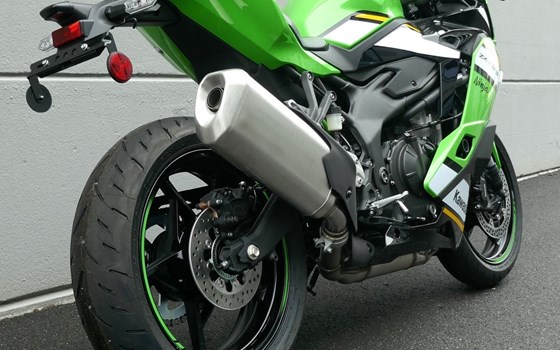 Neufahrzeug Kawasaki Ninja ZX-4RR - Bild 3