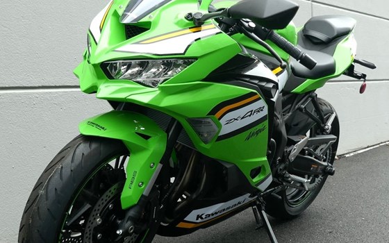 Neufahrzeug Kawasaki Ninja ZX-4RR - Bild 6