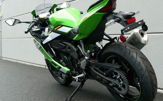 Neufahrzeug Kawasaki Ninja ZX-4RR - Bild 7