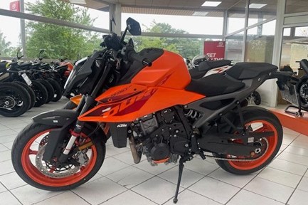 KTM 990 Duke