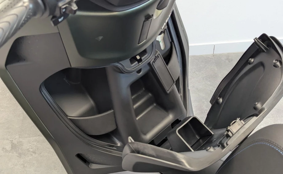 Angebot Piaggio Beverly 400 S Bild 6: Angebot Piaggio Beverly 400 S