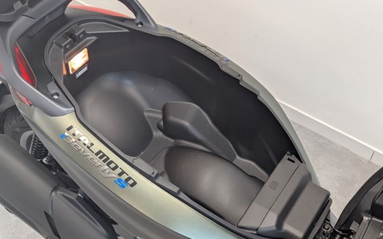 Neufahrzeug Piaggio Beverly 400 S - Bild 7