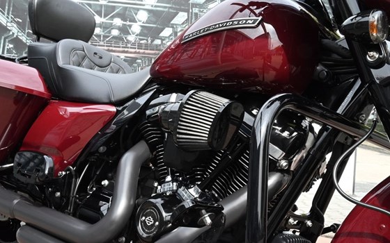 Gebrauchtmotorrad Harley-Davidson Touring Street Glide Special FLHXS - Bild 5