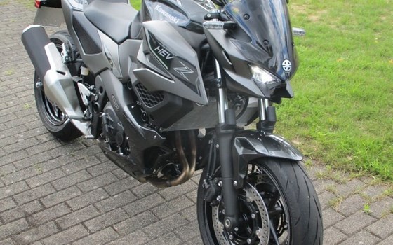 Gebrauchtmotorrad Kawasaki ZR-7 - Bild 7