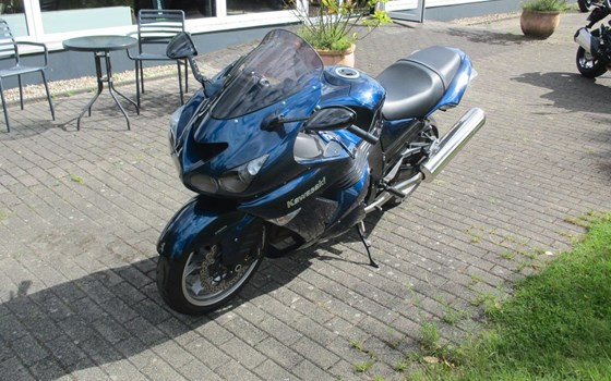 Gebrauchtmotorrad Kawasaki ZZR 1400 - Bild 8