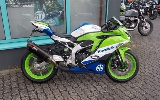 Gebrauchtmotorrad Kawasaki Ninja ZX-4RR 40th Anniversary Edition - Bild 3