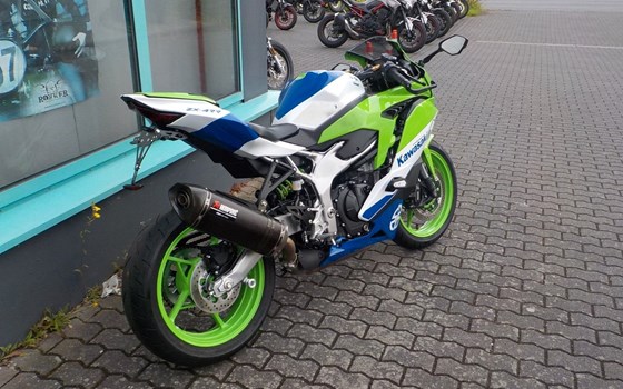 Gebrauchtmotorrad Kawasaki Ninja ZX-4RR 40th Anniversary Edition - Bild 4