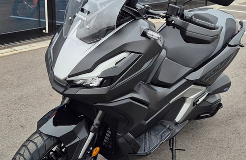 Neumotorrad Honda ADV350